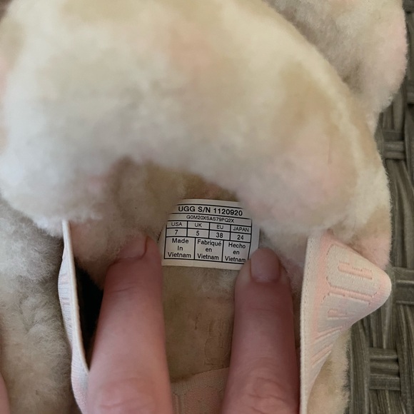 Ugg Oh Yeah Slippers Size 7 - Picture 5 of 5